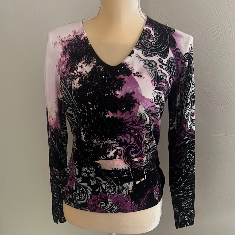 Pink and Black Long Sleeve Fitted Graphic Sweater